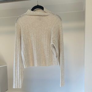 Universal Thread Off-White Turtleneck Sweater